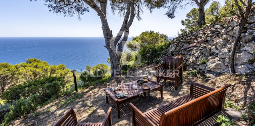 Kamienica w Begur, Girona, Hiszpania 4 sypialnie, 205 mkw. nr 157163