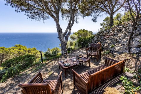 Radhus i Begur, Girona, Spanien 4 sovrum, 205 kvm. Nr. 157163