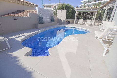 Villa zum Verkauf in Benalmadena, Malaga, Spanien 3 Schlafzimmer, 235 m2 Nr. 148826 - Foto 2