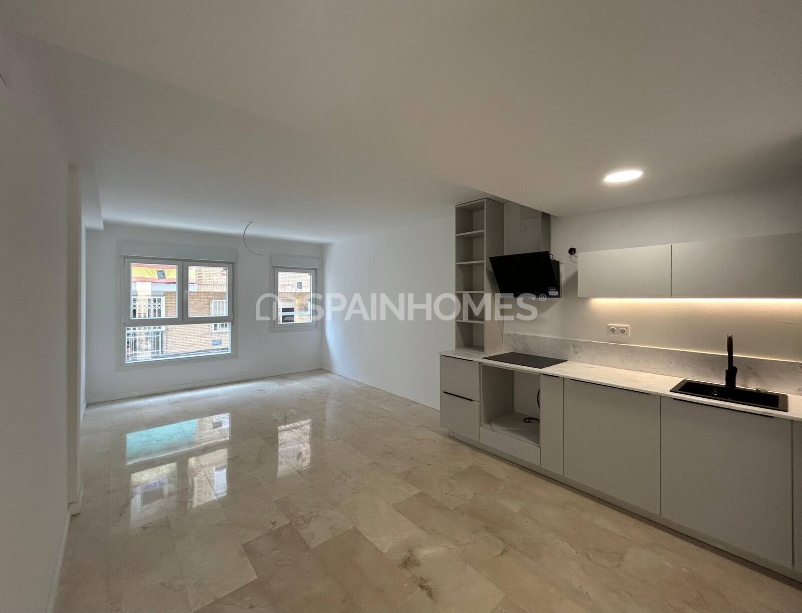 Квартира в Аликанте, Испания 2 спальни, 93м2 №148824