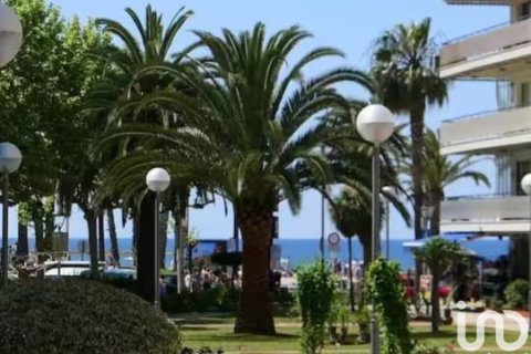 Lägenhet till salu i Salou, Tarragona, Spanien 2 sovrum, 95 kvm. Nr. 153327 - foto 3