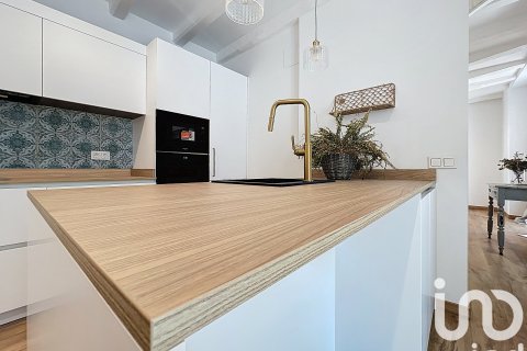 Dom w Vilanova i la Geltru, Barcelona, Hiszpania 4 sypialnie, 188 mkw. nr 153328 – zdjęcie 15