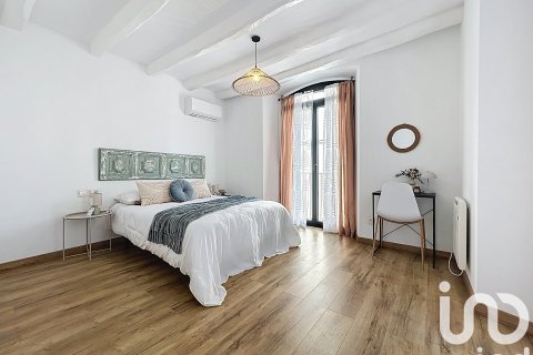 Dom w Vilanova i la Geltru, Barcelona, Hiszpania 4 sypialnie, 188 mkw. nr 153328 – zdjęcie 22