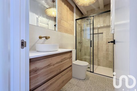 Dom w Vilanova i la Geltru, Barcelona, Hiszpania 4 sypialnie, 188 mkw. nr 153328 – zdjęcie 19