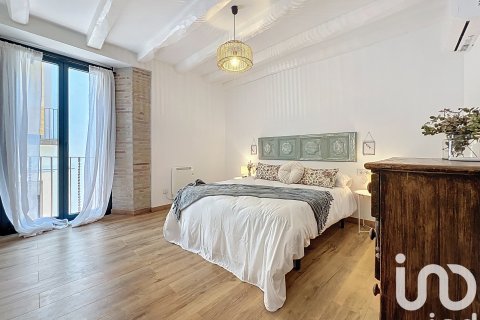 Dom w Vilanova i la Geltru, Barcelona, Hiszpania 4 sypialnie, 188 mkw. nr 153328 – zdjęcie 16