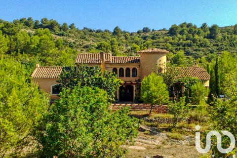 Продажа дома в Борриоль, Кастельон, Испания 3 спальни, 519м2 №153329 - фото 2