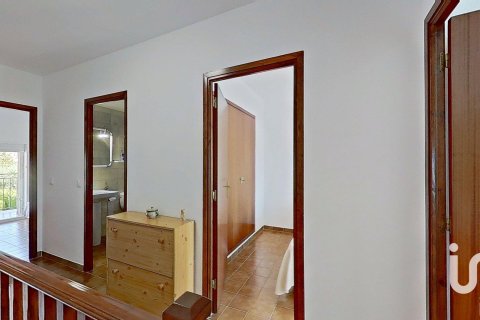 Townhouse for sale in El Vendrell, Tarragona, Spain 3 bedrooms, 96 sq.m. No. 153325 - photo 27