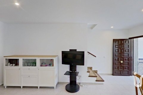 Townhouse for sale in El Vendrell, Tarragona, Spain 3 bedrooms, 96 sq.m. No. 153325 - photo 3