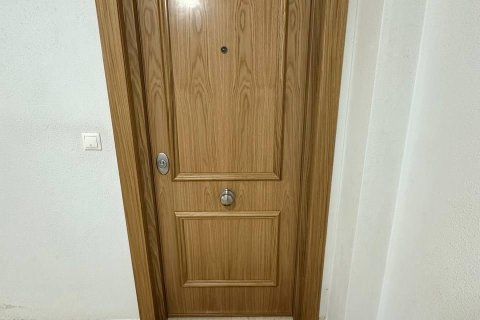Appartamento in vendita a Torrevieja, Alicante, Spagna 2 camere da letto, 63 mq. N° 183082 - foto 2