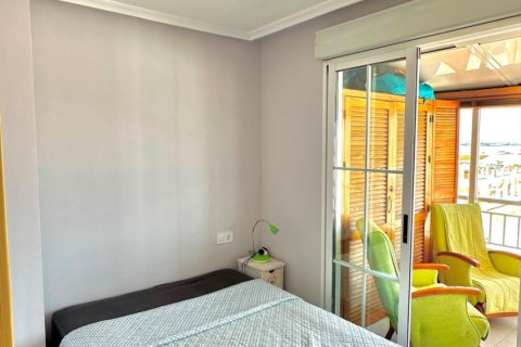 Appartamento in vendita a Torrevieja, Alicante, Spagna 2 camere da letto, 60 mq. N° 183084 - foto 3