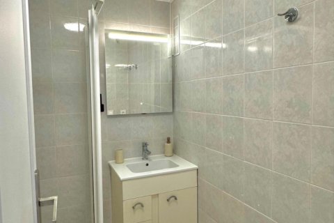 Appartamento in vendita a Torrevieja, Alicante, Spagna 2 camere da letto, 60 mq. N° 183084 - foto 5