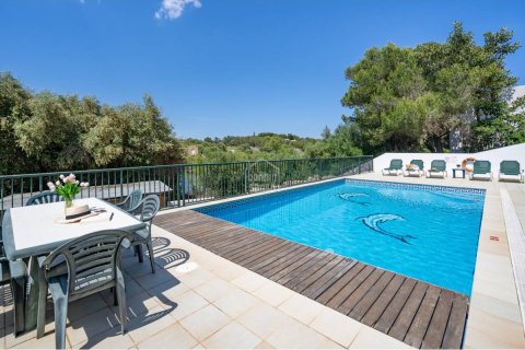 Villa for sale in Port d'Addaya, Menorca, Spain 6 bedrooms, 269 sq.m. No. 166594 - photo 10