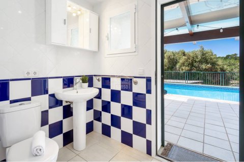 Villa for sale in Port d'Addaya, Menorca, Spain 6 bedrooms, 269 sq.m. No. 166594 - photo 13