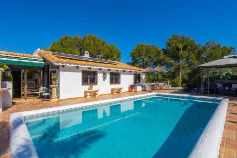 Villa pārdošanā Orihuela, Alicante, Spānijā 3 istabas, 133 m2 Nr. 166589 - attēls 2