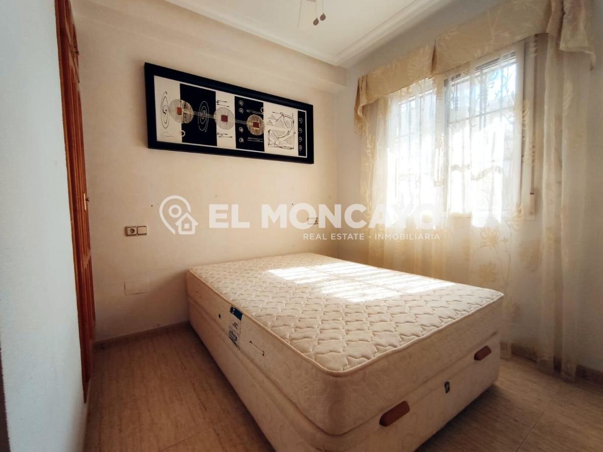 House in Guardamar del Segura, Alicante, Spain 3 bedrooms, 92 sq.m. No. 148997