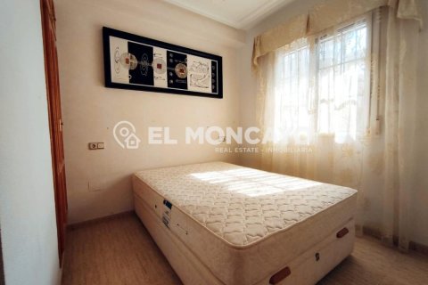 Продажа дома в Гуардамар-дель-Сегура, Аликанте, Испания 3 спальни, 92м2 №148997 - фото 17