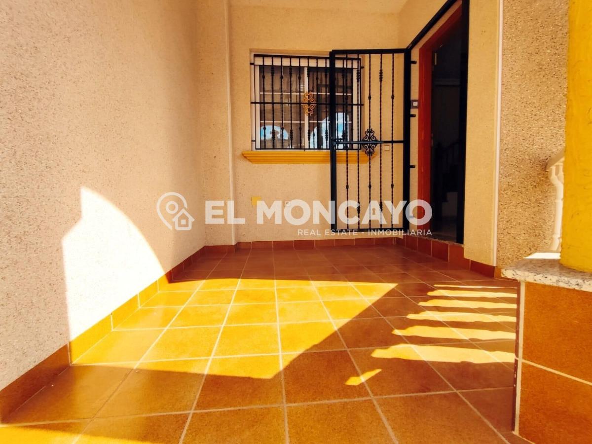 House in Guardamar del Segura, Alicante, Spain 3 bedrooms, 92 sq.m. No. 148997