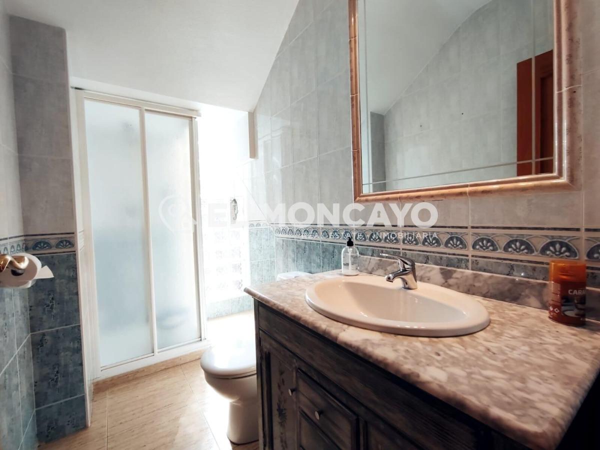 House in Guardamar del Segura, Alicante, Spain 3 bedrooms, 92 sq.m. No. 148997