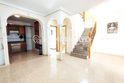 Продажа дома в Гуардамар-дель-Сегура, Аликанте, Испания 3 спальни, 92м2 №148997 - фото 10