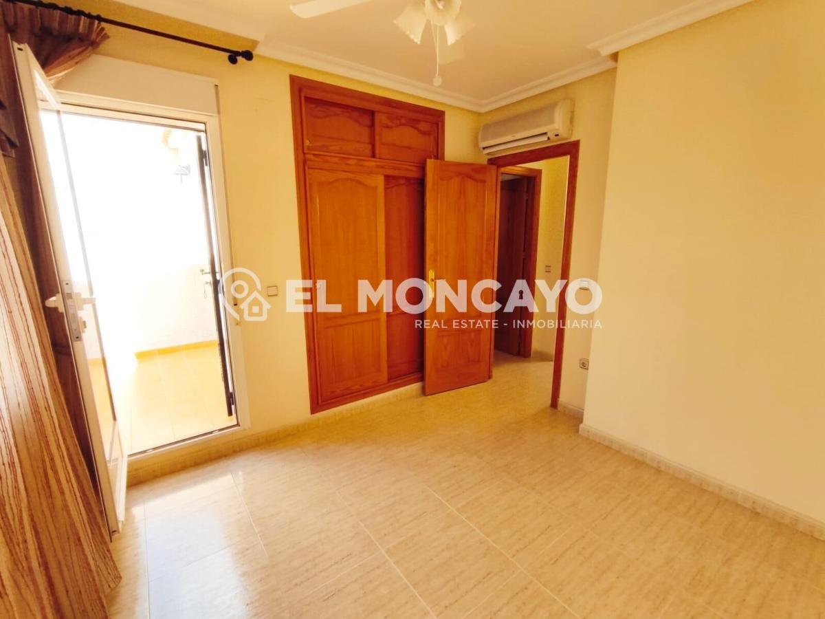House in Guardamar del Segura, Alicante, Spain 3 bedrooms, 92 sq.m. No. 148997