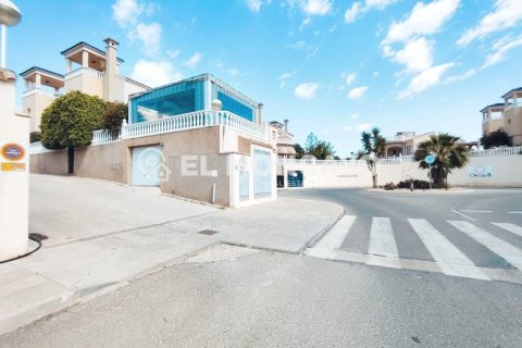 Продажа дома в Гуардамар-дель-Сегура, Аликанте, Испания 3 спальни, 92м2 №148997 - фото 30