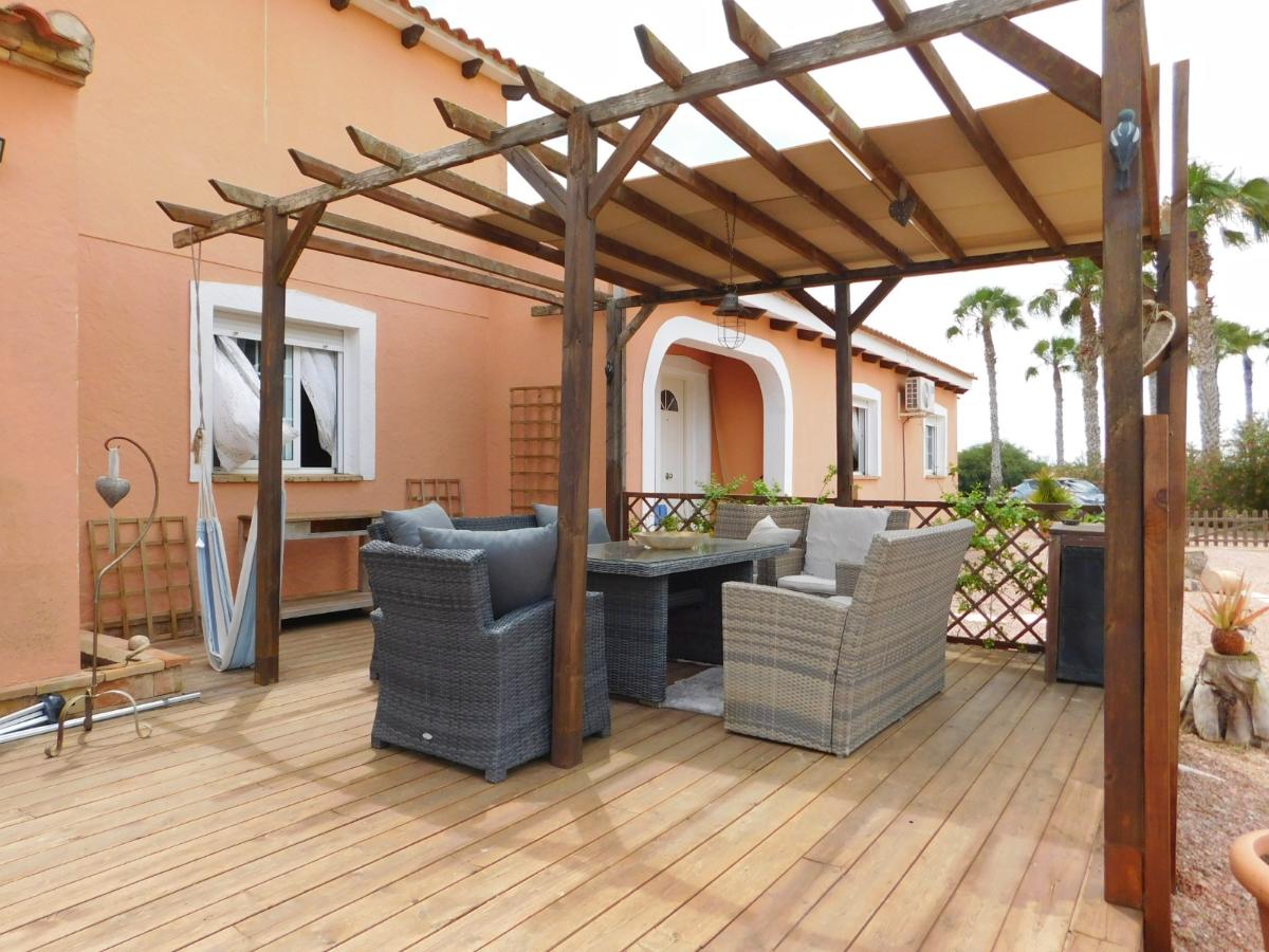Villa i Alicante, Spanien 3 sovrum, 239 kvm. Nr. 148998