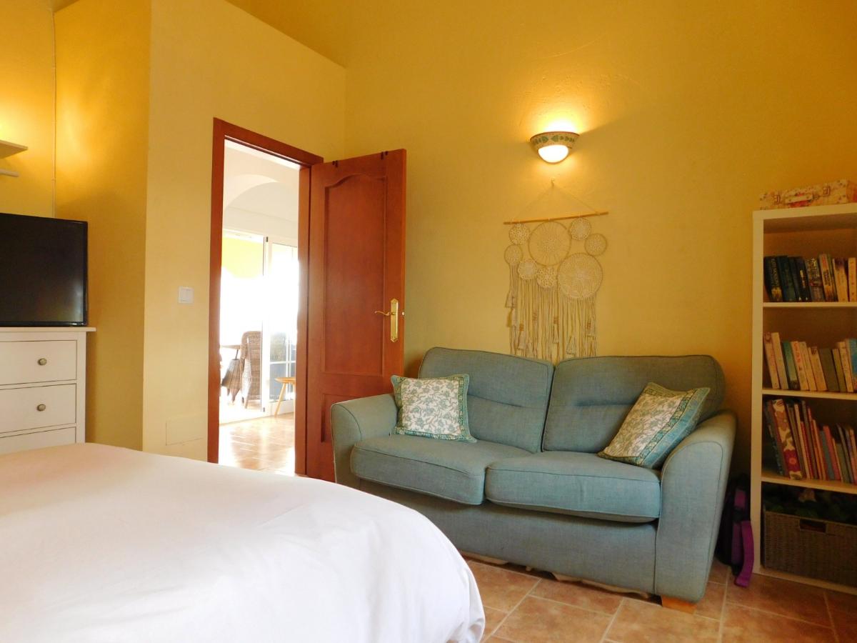Villa i Alicante, Spanien 3 sovrum, 239 kvm. Nr. 148998