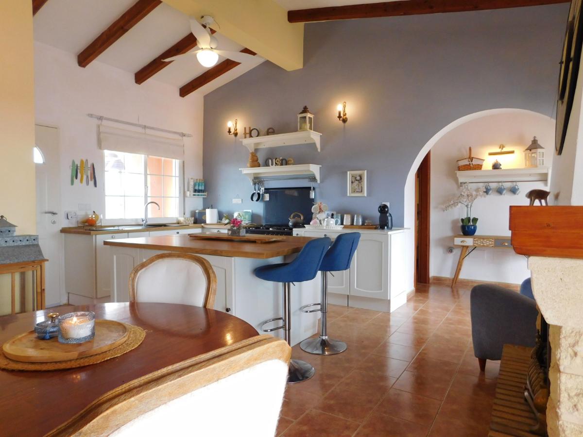Villa i Alicante, Spanien 3 sovrum, 239 kvm. Nr. 148998