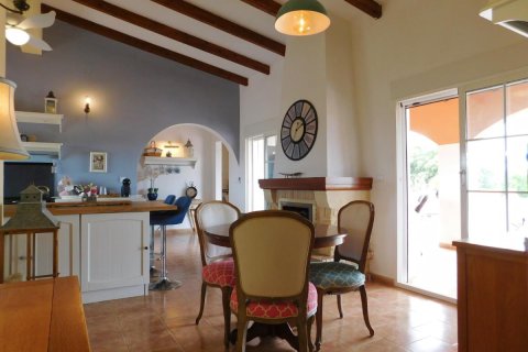 Villa en venta en Alicante, España 3 dormitorios, 239 m2 No. 148998 - foto 22