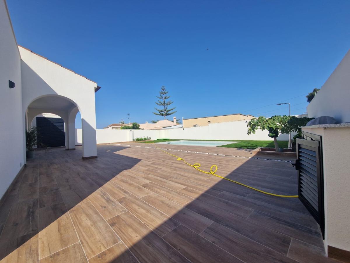 Villa en Alicante, España 3 dormitorios, 100 m2 No. 148995
