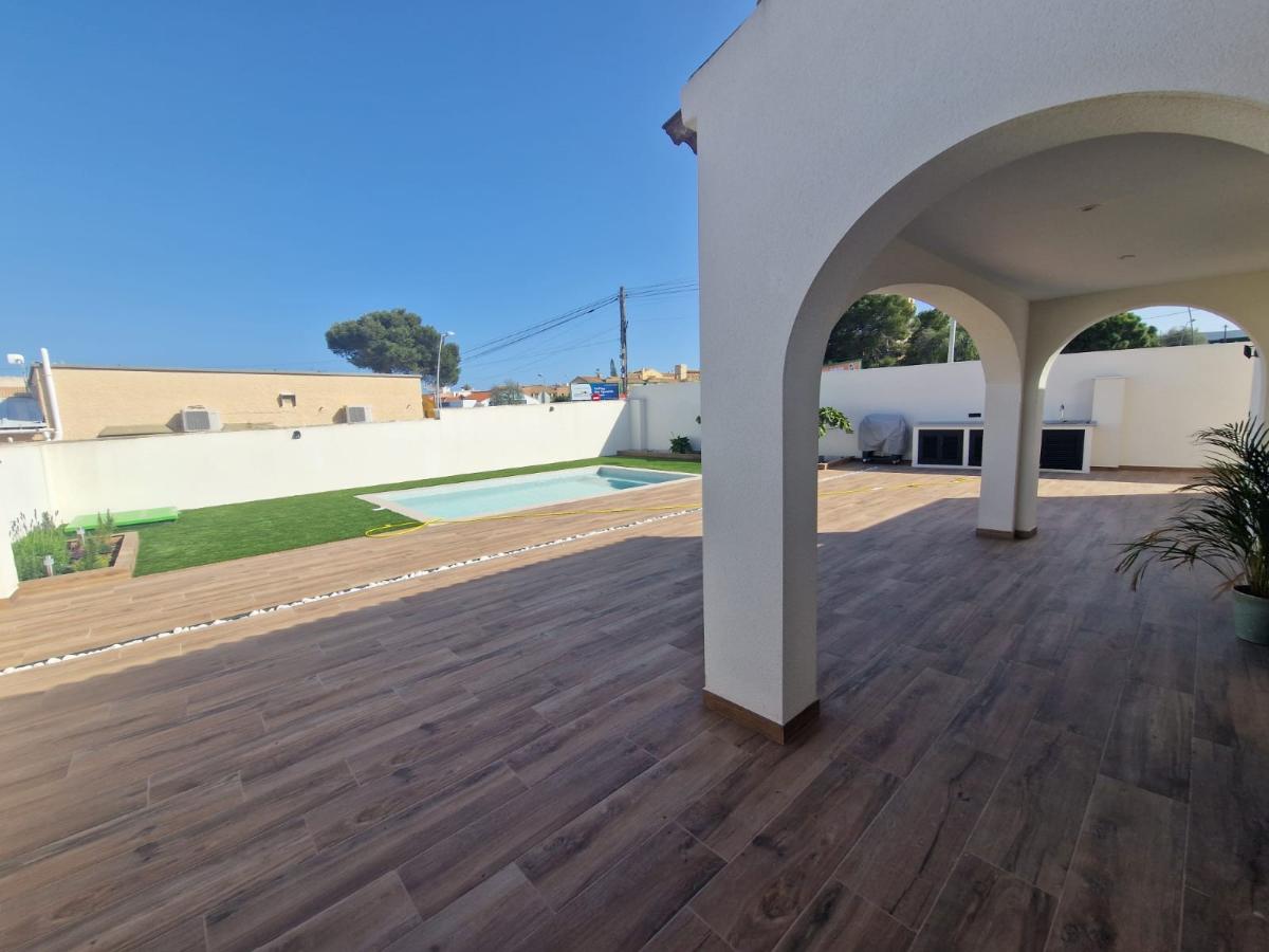 Villa en Alicante, España 3 dormitorios, 100 m2 No. 148995