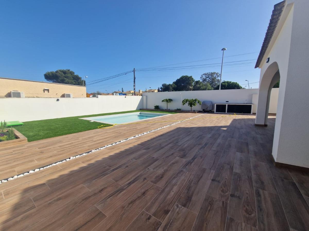 Villa en Alicante, España 3 dormitorios, 100 m2 No. 148995