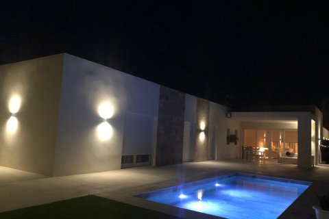 Villa à vendre à Pinoso, Alicante, Espagne, 3 chambres, 148 m2 No. 193341 - photo 13
