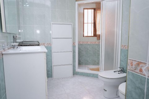 Talo myytävänä Torrevieja, Alicante, Espanja, 2 makuuhuonetta, 83 m2 No. 193362 - kuva 19