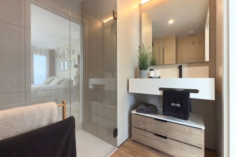 Huoneisto myytävänä Sant Boi de Llobregat, Barcelona, Espanja, 2 makuuhuonetta, 78 m2 No. 160781 - kuva 11