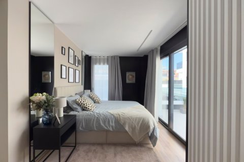 Huoneisto myytävänä Sant Boi de Llobregat, Barcelona, Espanja, 3 makuuhuonetta, 100 m2 No. 160784 - kuva 11