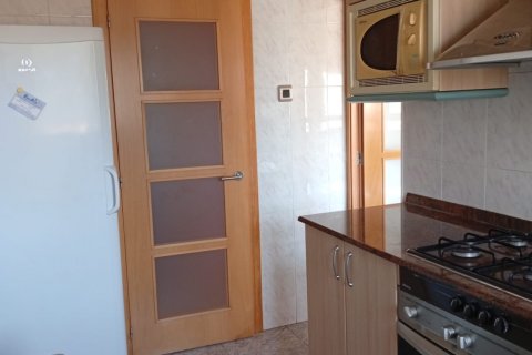 Apartment for sale in Mora d'Ebre, Tarragona, Spain 4 bedrooms, 119 sq.m. No. 185482 - photo 8