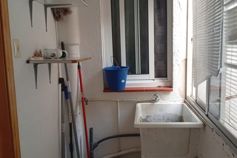 Apartment for sale in Mora d'Ebre, Tarragona, Spain 4 bedrooms, 119 sq.m. No. 185482 - photo 18