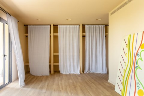 Продажа дома в Сан-Андреу-де-Льяванерес, Барселона, Испания 4 спальни, 341м2 №167352 - фото 28