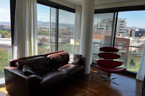 Apartment à vendre à Barcelona, Espagne, 2 chambres, 73 m2 No. 167347 - photo 5