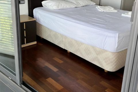 Apartment à vendre à Barcelona, Espagne, 2 chambres, 73 m2 No. 167347 - photo 11