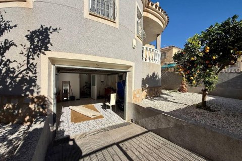 Villa zum Verkauf in Playa Flamenca II, Alicante, Spanien 4 Schlafzimmer, 191 m2 Nr. 191635 - Foto 11