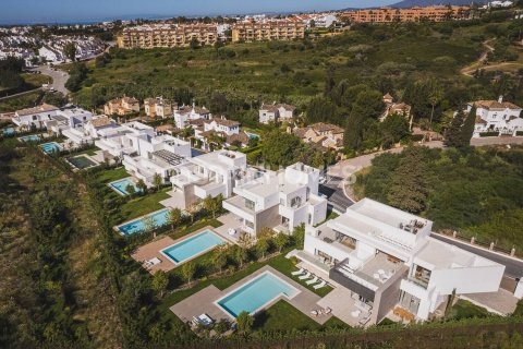 Villa zum Verkauf Estepona, Malaga, Spanien 4 Schlafzimmer, 384 m2 Nr. 52787 - Foto 6