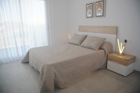 Huvila myytävänä Los Montesinos, Alicante, Espanja, 3 makuuhuonetta, 118 m2 No. 58204 - kuva 18