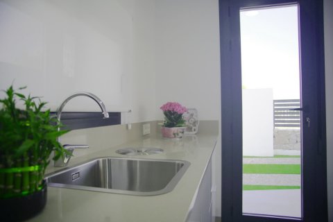 Huvila myytävänä Los Montesinos, Alicante, Espanja, 3 makuuhuonetta, 118 m2 No. 58204 - kuva 14