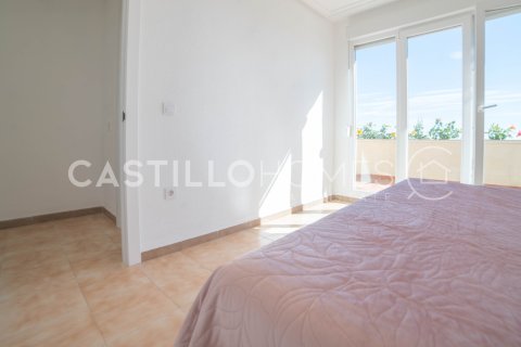 Apartament Punta Prima, Alicante, Hiszpania 2 sypialnie, 97 mkw. nr 140012 – zdjęcie 13