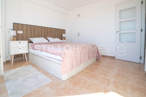 Apartament Punta Prima, Alicante, Hiszpania 2 sypialnie, 97 mkw. nr 140012 – zdjęcie 12