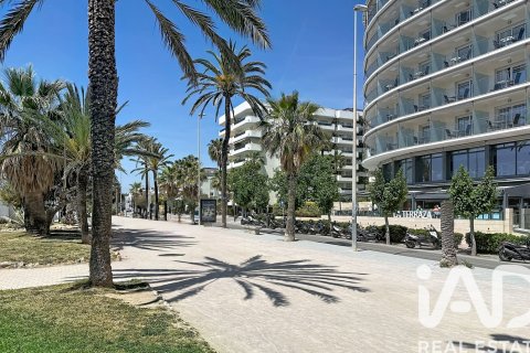 Apartment in Sitges, Barcelona, Spain 2 bedrooms, 66 sq.m. No. 172303