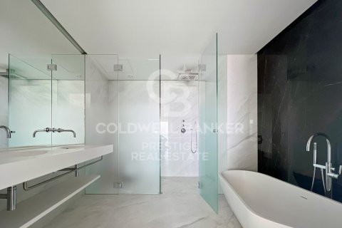 Huoneisto myytävänä Barcelona, Espanja, 1 makuuhuone, 100 m2 No. 160304 - kuva 7