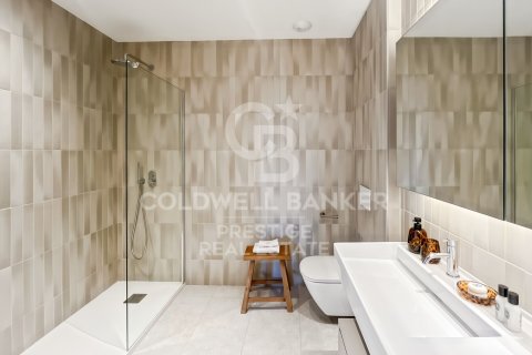 Продажа пентхауса в Барселона, Испания 2 спальни, 122м2 №160299 - фото 28